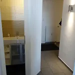 Spacious 4-bedroom Retreat With Large Sun Terrace Lägenhet München