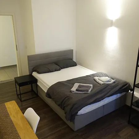 Spacious 4-bedroom Retreat With Large Sun Terrace