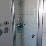 Spacious 4-bedroom Retreat With Large Sun Terrace דירה מינכן