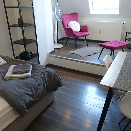 Spacious 4-bedroom Retreat With Large Sun Terrace * München