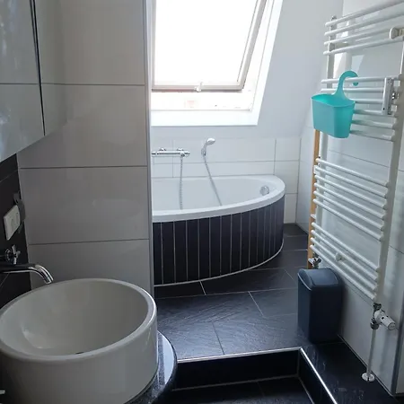 Spacious 4-bedroom Retreat With Large Sun Terrace * Μόναχο